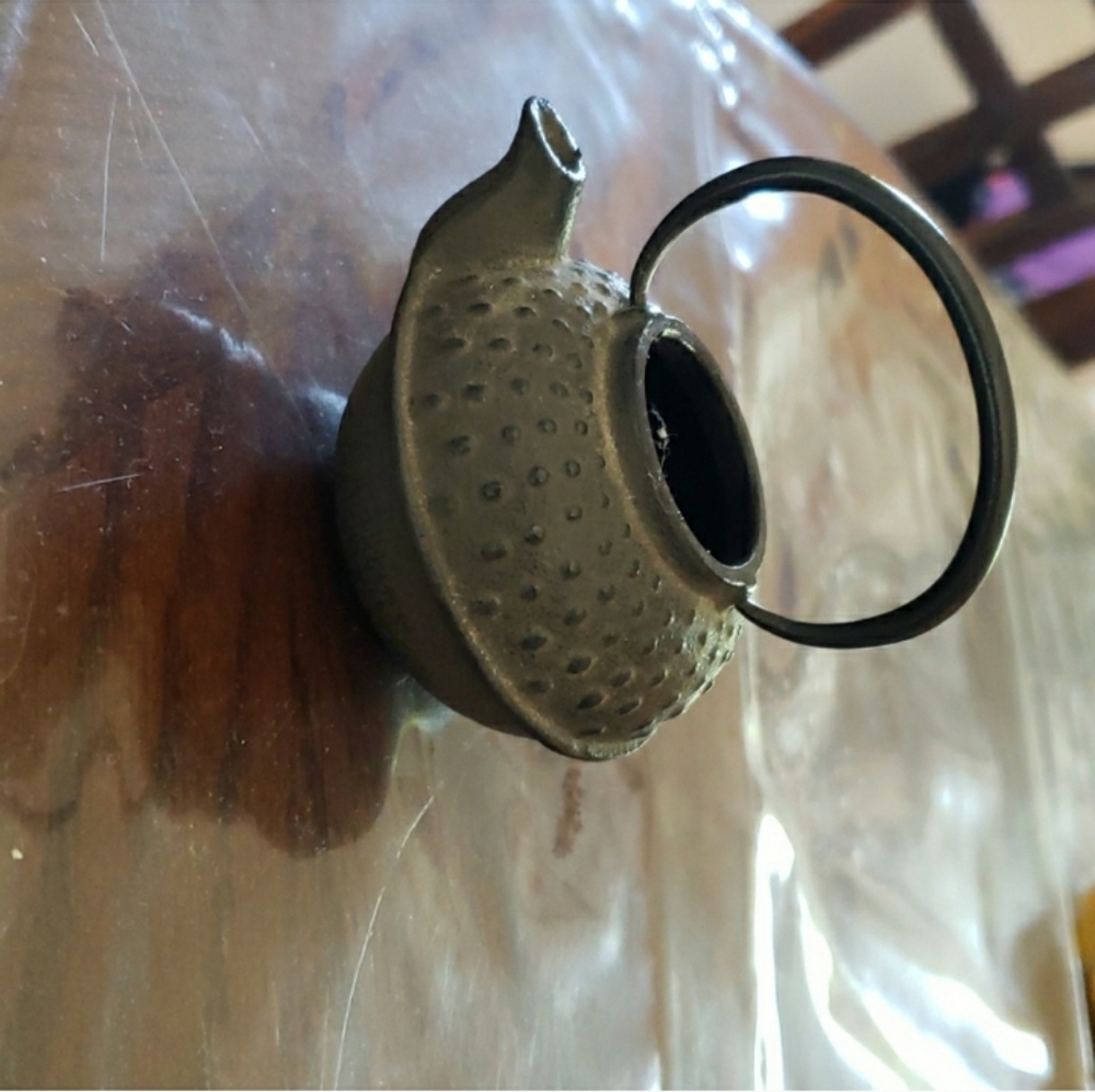 little teapot paperweight